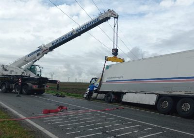 Avignone trasporti - Sottorso mezzi pesanti con gru - Ivrea - Torino